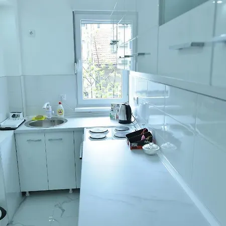 Apartman Bazar *