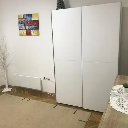 Bazar Apartment *